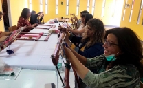 Con Taller de Telar FCAB Revive el Patrimonio Andino Con Mujeres de Calama