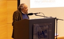 Reconocido Especialista Expuso Sobre el Alzheimer en la Universidad de Antofagasta