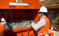 Minera Antucoya Convierte 5 Mil Botellas Plásticas Semanales en Recipientes Para Alimentos