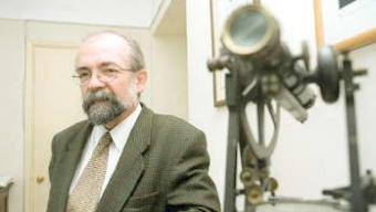 José Maza, Premio Nacional de Ciencias, Revelará cómo se Originó el Universo