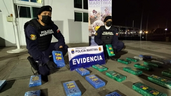 Armadas Sorprende a Colombiano Traficando Drogas en la Desembocadura Del Río Loa