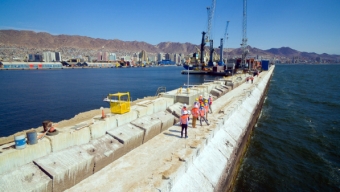 Directorio de EPA Realiza Trabajo en Terreno en Instalaciones de Puerto Antofagasta