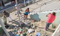Vecinos de Barrio Norte Alto de Tocopilla Participan en Operativo de Limpieza