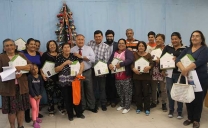 Intendente Entregó Kit de Ahorro de Agua a Vecinos de Población Juan Papic de Antofagasta
