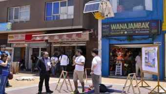 Emprendedores Idean Proyecto Fotovoltaico Para Recarga Urbana de Celulares