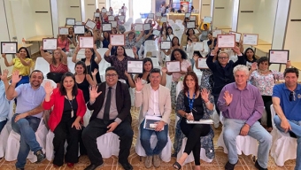 150 Emprendedoras de Antofagasta Reciben Certificación en Sus Negocios