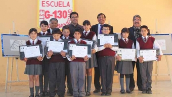 Alcalde de Sierra Gorda Entregó Netbooks  a Alumnos Destacados en Prueba Simce