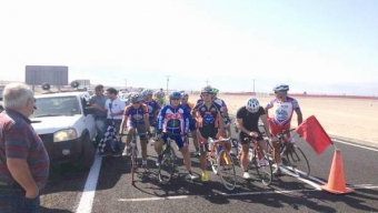Ciclistas Rindieron en la Ruta Homenaje a los 134 Años de Antofagasta