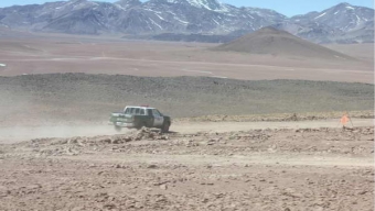 Carabineros Recupera Cerca de la Frontera Camioneta Robada en Antofagasta