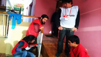 Voluntarios de Teletón Adaptan las Casas de Pacientes en Rehabilitación