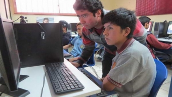 Jóvenes Tocopillanos Aprendieron Técnicas Gráficas en Taller Gratuito de INJUV Antofagasta