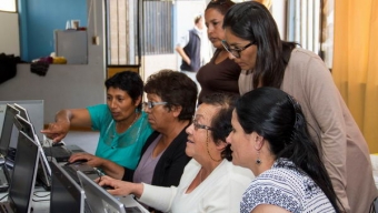 Vecinos de Michilla se Conectan Con las Tecnologías y Redes Digitales