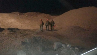 Carabineros Coordinó Rescate de Dos Jóvenes Que No Podían Descender de un Cerro