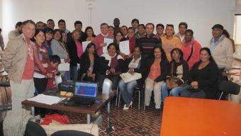 Dirigentes de Campamentos de Antofagasta Firman Compromiso Con Gobierno Regional