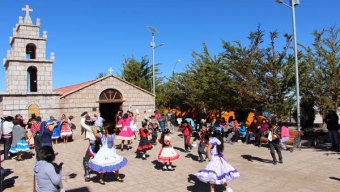 Esquinazos en Localidades Del Interior Dan Puntapié Inicial a la Celebración de Fiestas Patrias en San Pedro de Atacama