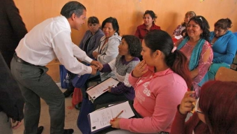 Gobierno se Despliega en Terreno Para Difundir Presupuesto 2016