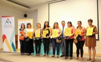 Mujeres de María Elena Aprenden a Conducir Gracias a Importante Aporte de Minera Antucoya