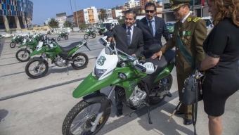 Gobierno Regional Entrega 32 Motocicletas a Carabineros