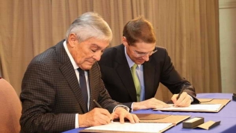 UA y Minera Escondida Firmaron Importante Convenio de Donaciones