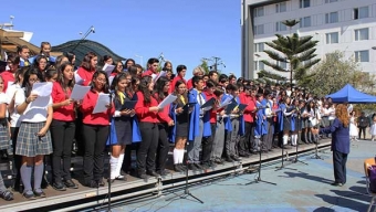 Cerca de 300 Escolares de Mejillones y Antofagasta Fueron Parte de Coros Para Violeta