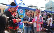 Emprendedores de Barrio Brasil Compartieron su Oferta en Feria Multiservicios
