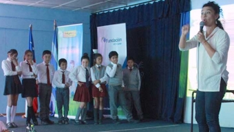 Escolares de Mejillones Refuerzan su Inglés con Munk