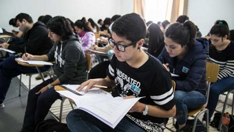 Más de Mil Jóvenes Participaron en Ensayo Gratuito de la PSU en Antofagasta