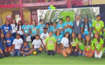 Estudiantes Mejoran su Ingles en Campamento de Verano AES