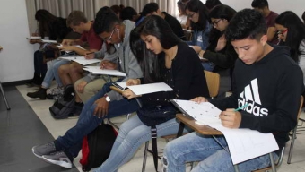 Cerca de Mil Jóvenes Participaron del Ensayo de la PSU en Antofagasta