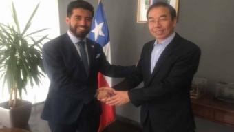 Cónsul de China Llega Hasta Antofagasta Para Agradecer Apoyo Otorgado a Comerciantes de la Galería Siglo Tras Incendio