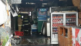 Municipalidad se Reúne Con Comerciantes de La Vega Afectados Por Incendio