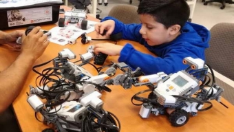 Robots Invaden Las Aulas en Tocopilla
