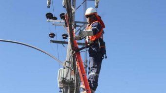 Inician Retiro de Cables en Desuso en Calles Del Centro de Calama