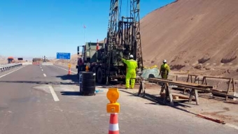 MOP Instruye a Autopistas de Antofagasta Agilizar Estudios Por Hundimiento de Calzada en Ruta 5
