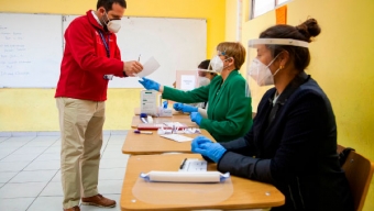 Autoridades Regionales Participan en Simulacro de Votación Por Plebiscito