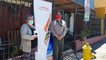 Vecinos de Sierra Gorda Recibieron Termómetros Digitales Para la Prevención Sel Coronavirus en su Propio Hogar
