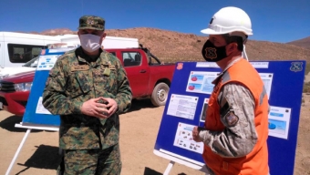 Comandante en Jefe Del Ejército Inspecciona Unidades en el Altiplano