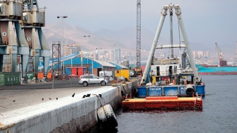 Balsa Del Balneario Municipal Fue Trasladada al Puerto de Antofagasta