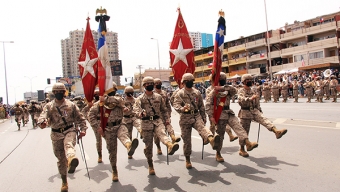 Con el Izamiento Del Pabellón Nacional la I División de Ejército da Inicio a Las Actividades Del Mes de la Patria