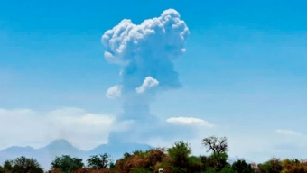 Volcán Lascar: El Macizo Más Activo Del Norte de Chile Entra en Erupción