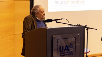 Reconocido Especialista Expuso Sobre el Alzheimer en la Universidad de Antofagasta