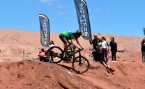230 Participantes Sortean con Destreza el Descenso en Mountain Bike
