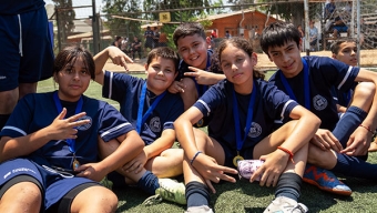 Fundación Luksic Abre Postulaciones a Sus Escuelas Deportivas Gratuitas de Fútbol y Hockey